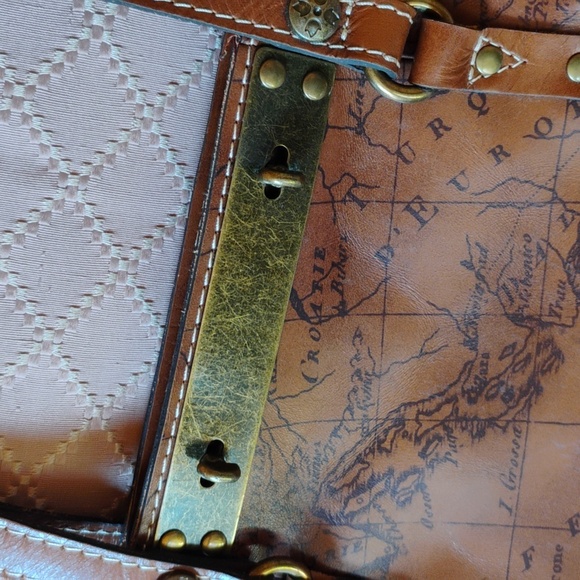 Patricia Nash Benvenuto Tote - Picture 3 of 12